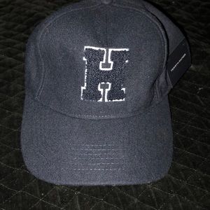 BRAND NEW BLUE TOMMY HILFIGER STRAPBACK